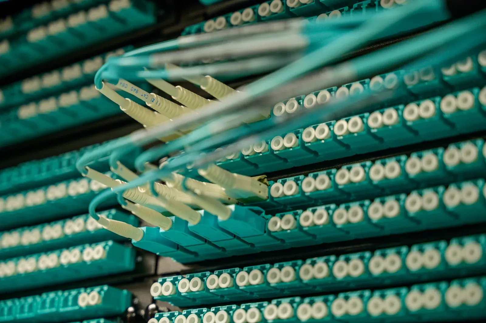 Carretel de cabo de fibra óptica em detalhe